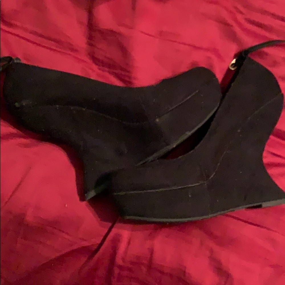 Black curved heels w/ ankle strap